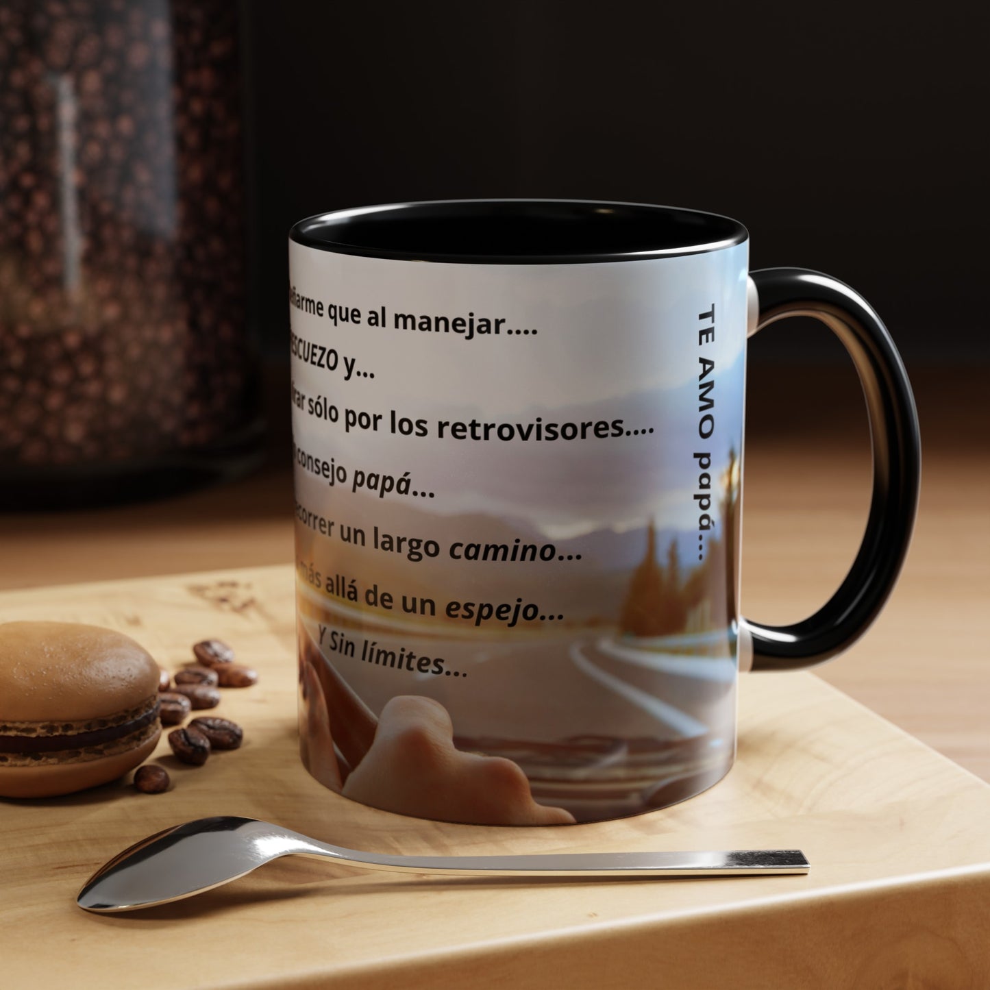 Gracias papá Accent Coffee Mug (11, 15oz)