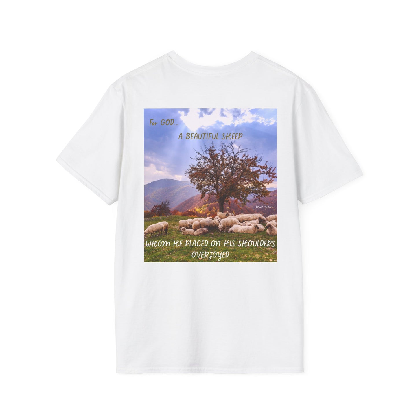 BLACK SHEEP Playful Sheep Graphic T-Shirt, Fun Tee for Animal Lovers, Gift for Sheeple, Humorous Farm Shirt, Cute Casual Top