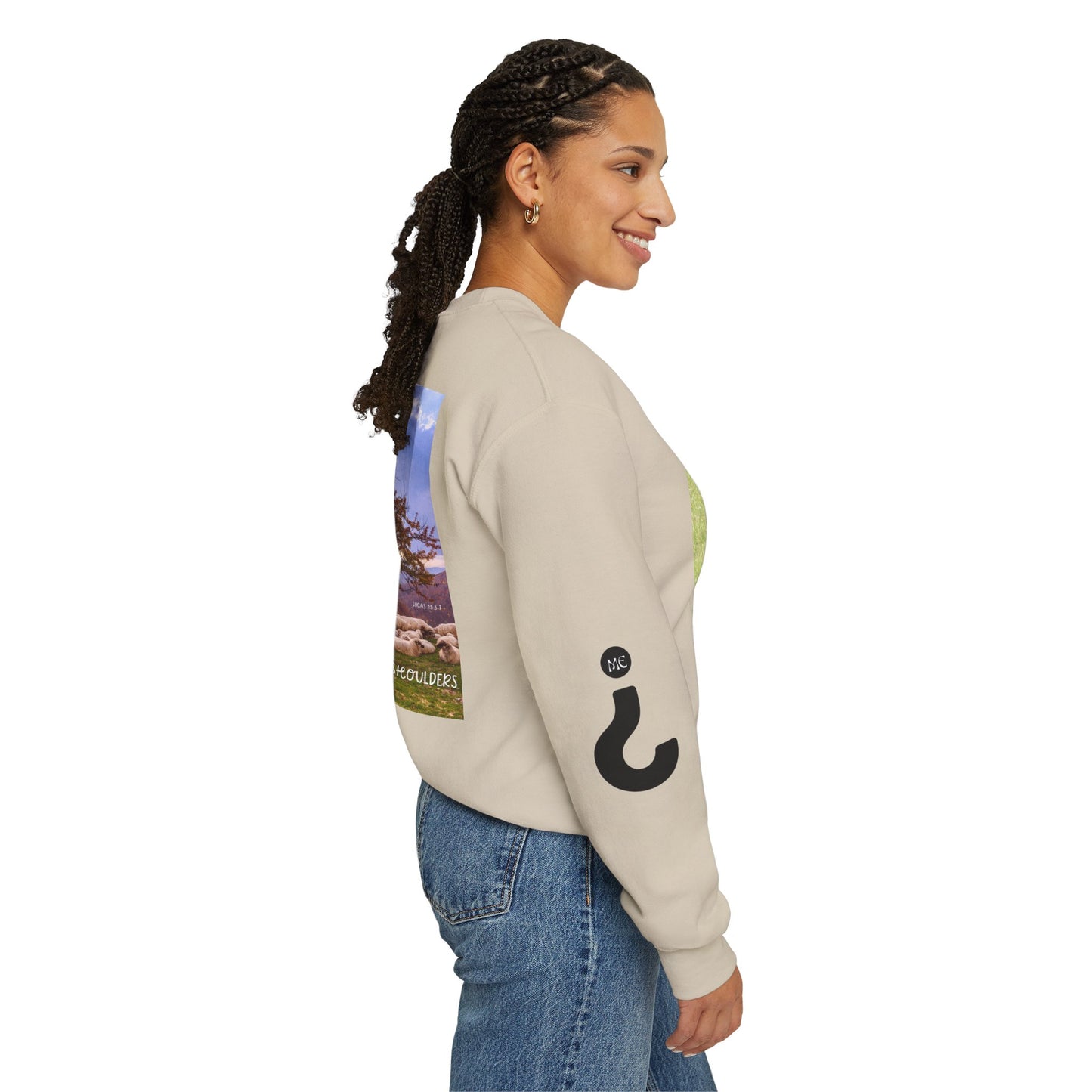 Black Sheep Crewneck Sweatshirt, Funny Gift for Introverts, Cozy Unisex Sweatshirt, Perfect for Casual Wear, Unique Gift Idea