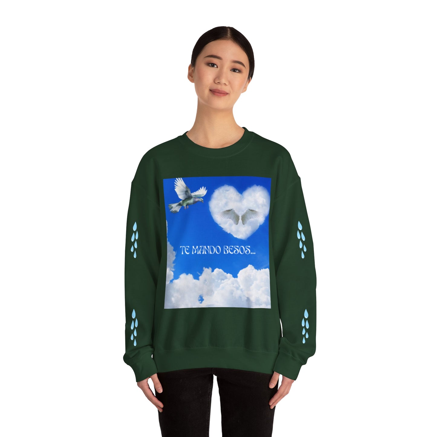TE MANDO BESOS Heavenly Love Sweatshirt, Spiritual Crewneck, Angelic Gift, Cloud Art Pullover, Heartfelt Comfort Wear, Perfect for Love Celebrations