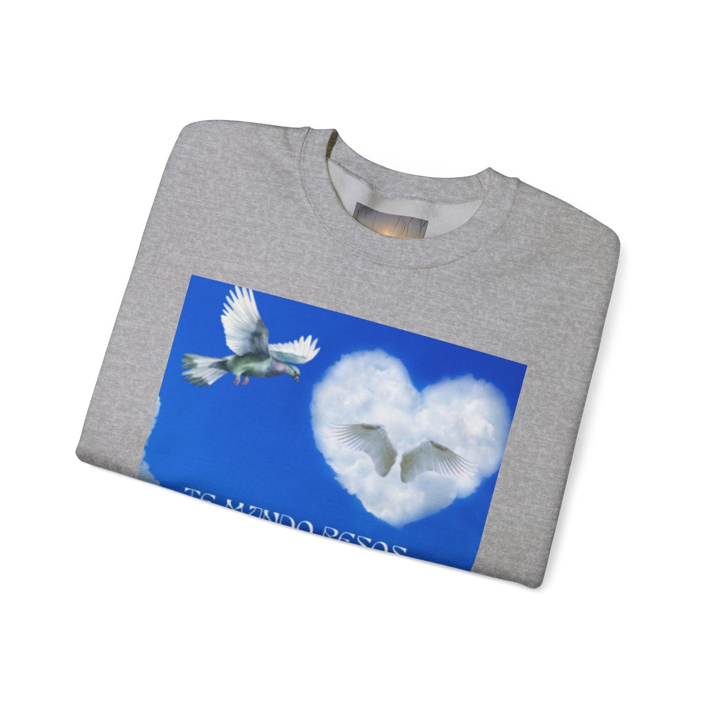 TE MANDO BESOS Heavenly Love Sweatshirt, Spiritual Crewneck, Angelic Gift, Cloud Art Pullover, Heartfelt Comfort Wear, Perfect for Love Celebrations