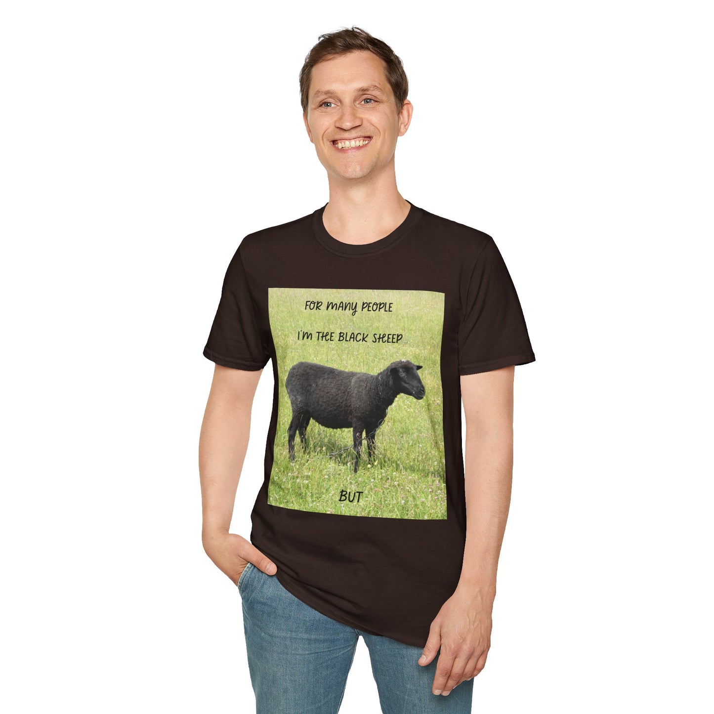BLACK SHEEP Playful Sheep Graphic T-Shirt, Fun Tee for Animal Lovers, Gift for Sheeple, Humorous Farm Shirt, Cute Casual Top