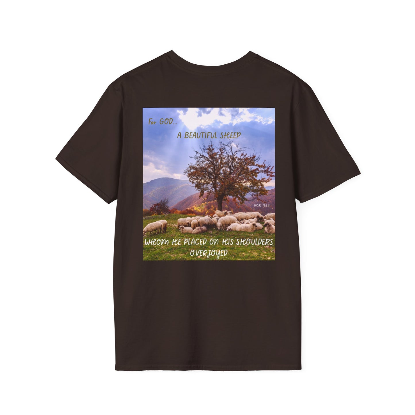 BLACK SHEEP Playful Sheep Graphic T-Shirt, Fun Tee for Animal Lovers, Gift for Sheeple, Humorous Farm Shirt, Cute Casual Top