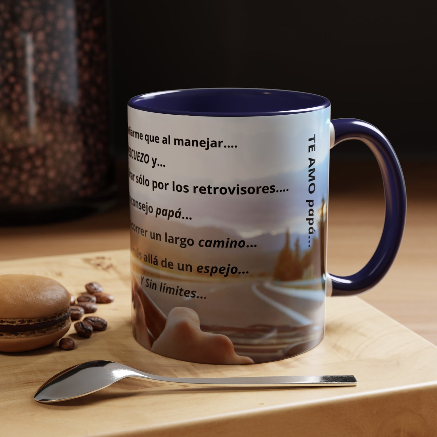 Gracias papá Accent Coffee Mug (11, 15oz)