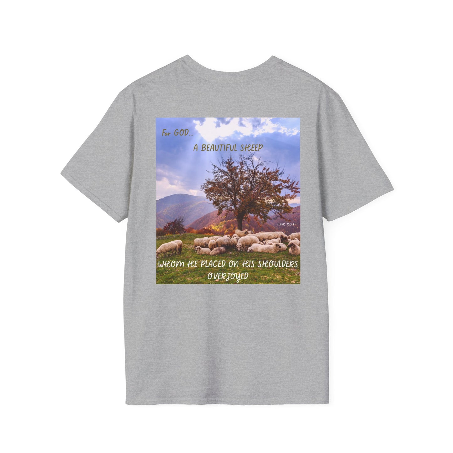 BLACK SHEEP Playful Sheep Graphic T-Shirt, Fun Tee for Animal Lovers, Gift for Sheeple, Humorous Farm Shirt, Cute Casual Top