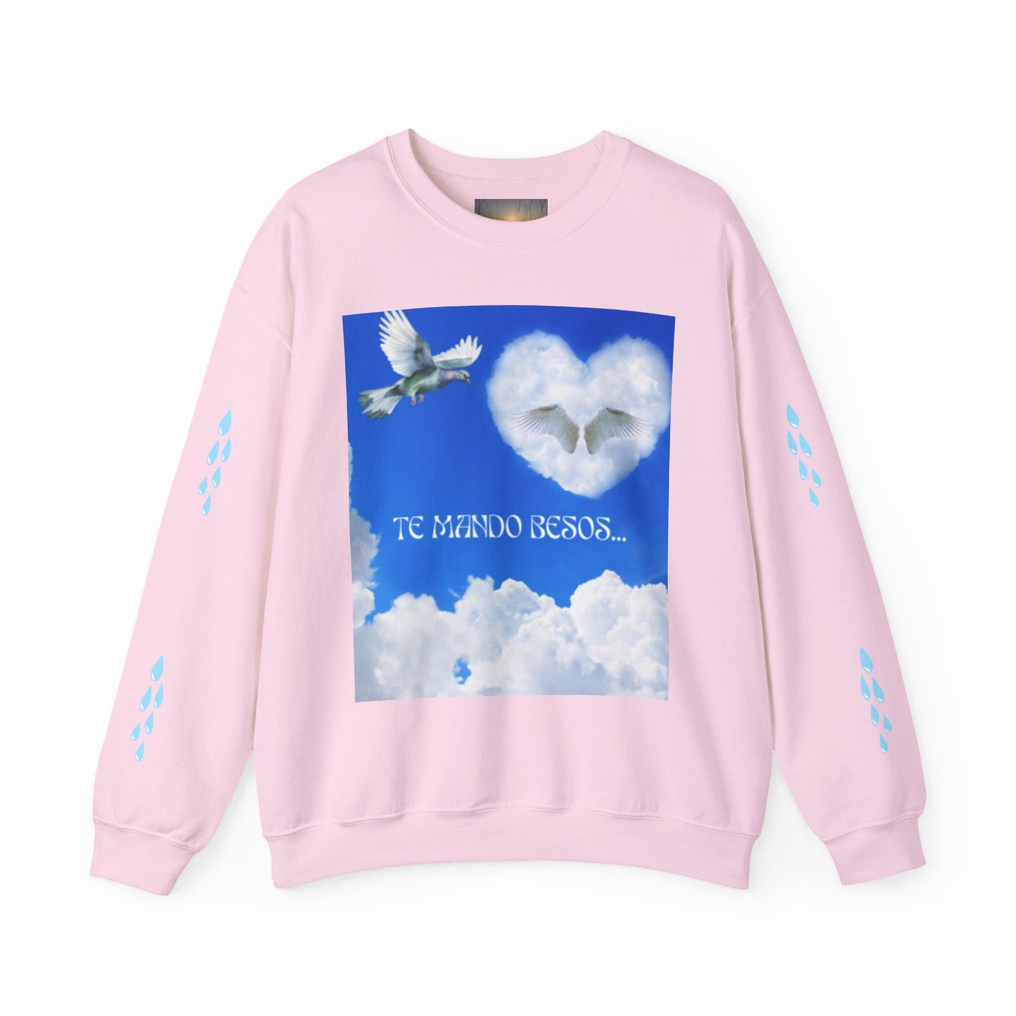 TE MANDO BESOS Heavenly Love Sweatshirt, Spiritual Crewneck, Angelic Gift, Cloud Art Pullover, Heartfelt Comfort Wear, Perfect for Love Celebrations