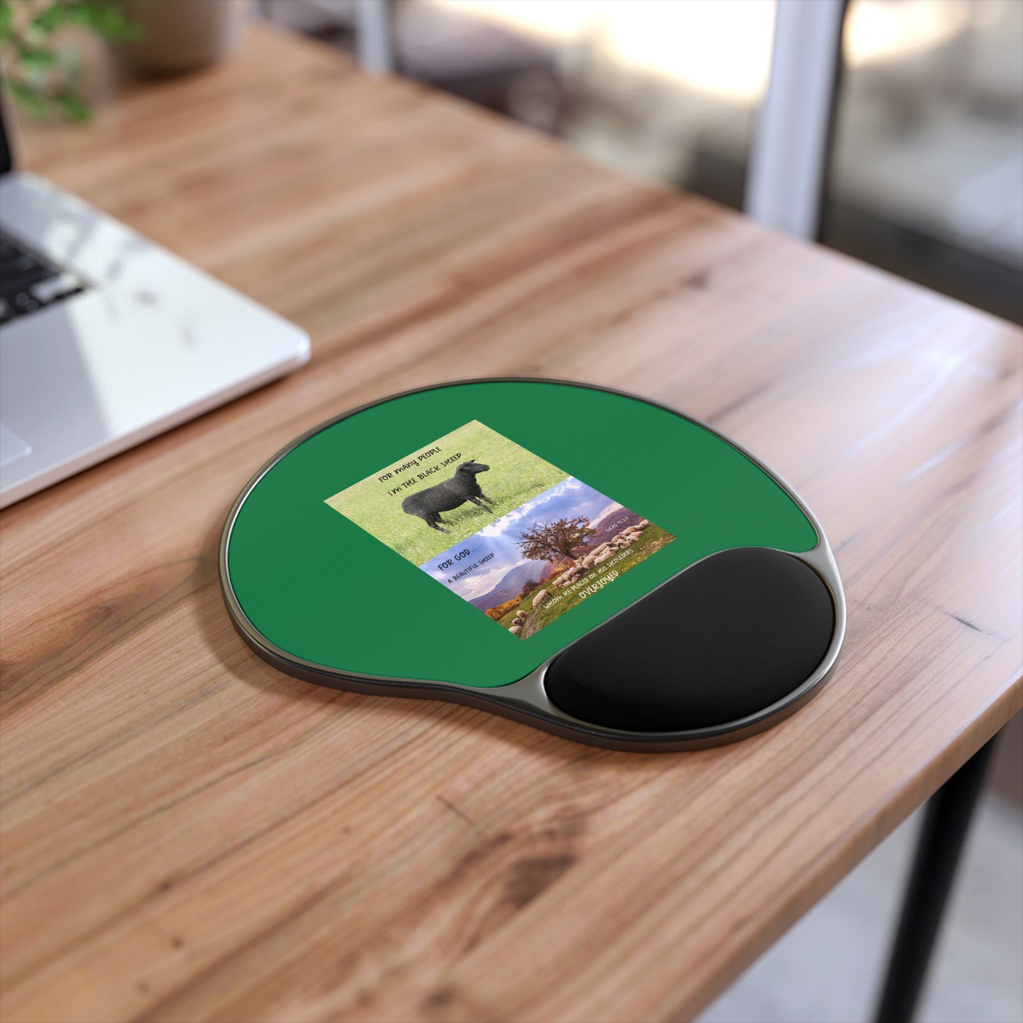 BLACK SHEEP Comfortable Mouse Pad with Wrist Rest, Cow Design, Perfect for Home Office, Gift for Cow Lovers, Desk Accessory, Unique Workstation Decor