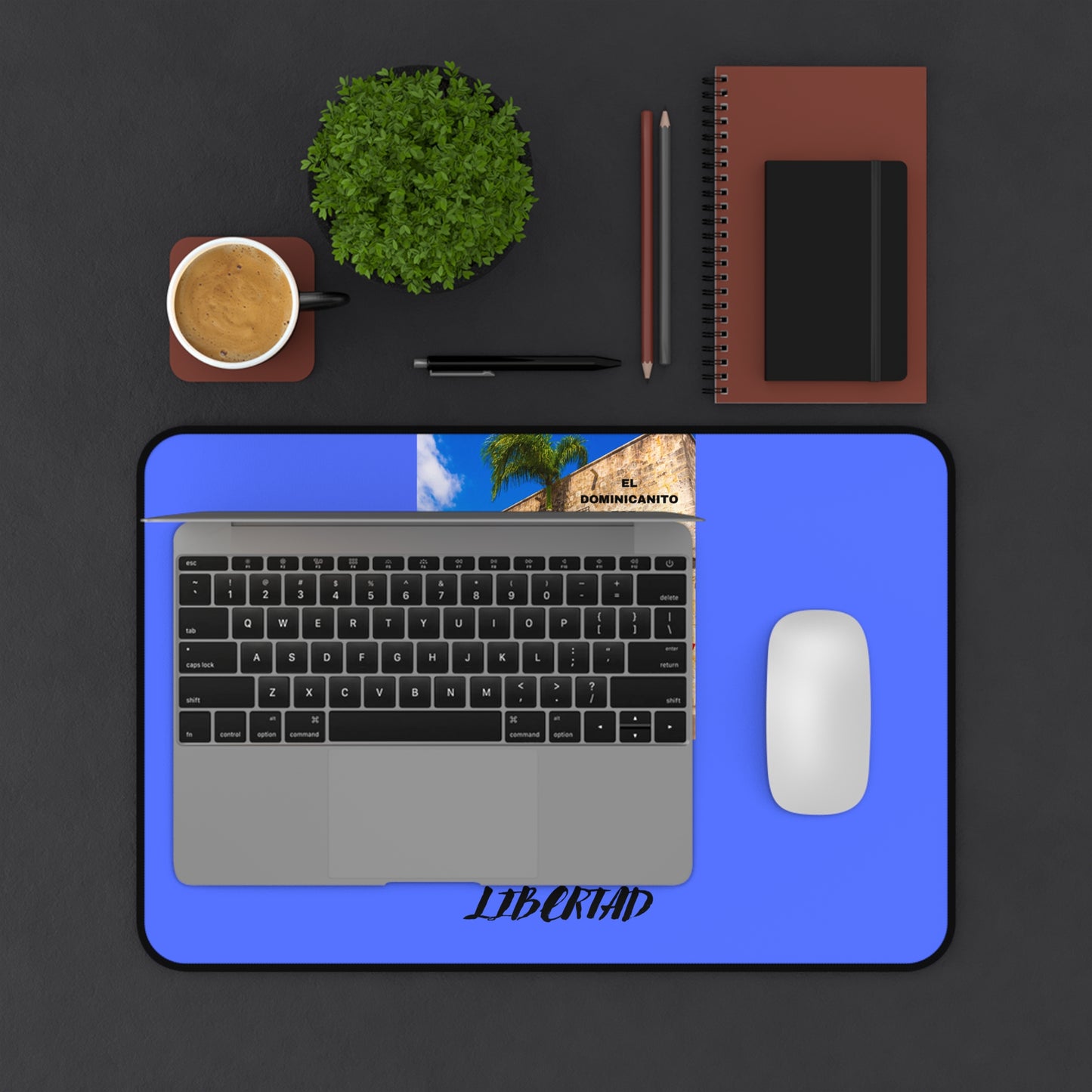 DIOS PATRIA LIBERTAD EL DOMINICANITO ESE Desk Mat