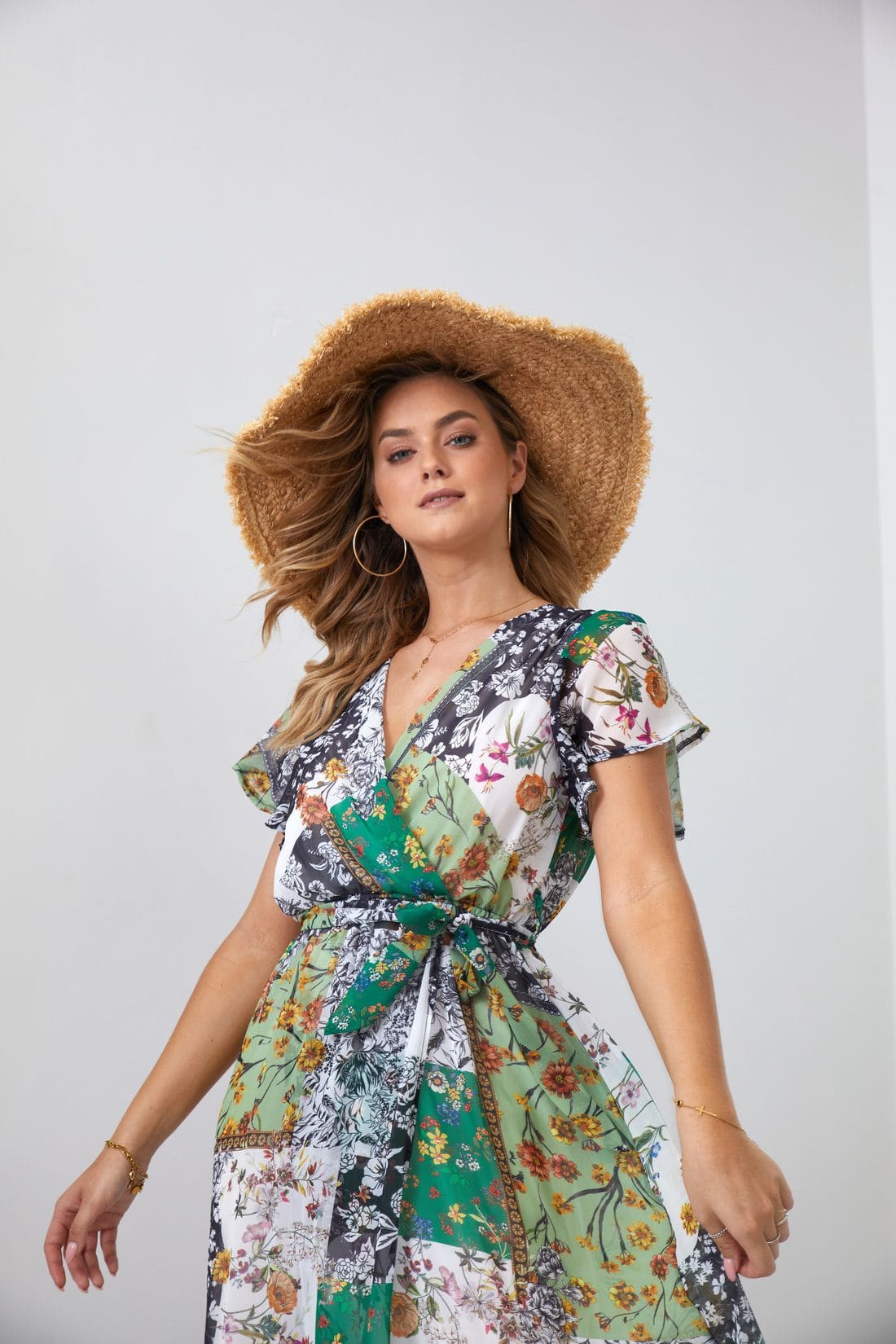 Maxi wrap dress with a belt, green
