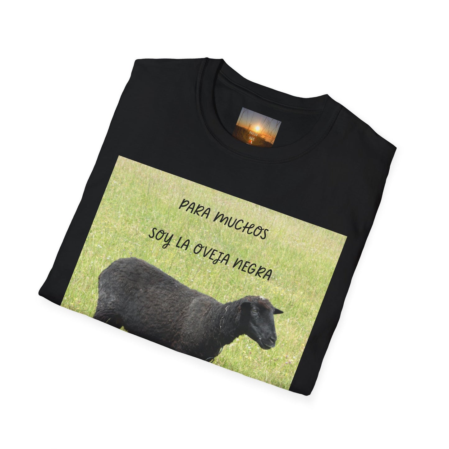 OVEJA NEGRA PERO Unisex Softstyle T-Shirt with Sheep Designs - Cute Farm Animal Tee, Funny Gift for Animal Lovers, Pastoral Vibe, Eco-Friendly Fashion, [...]