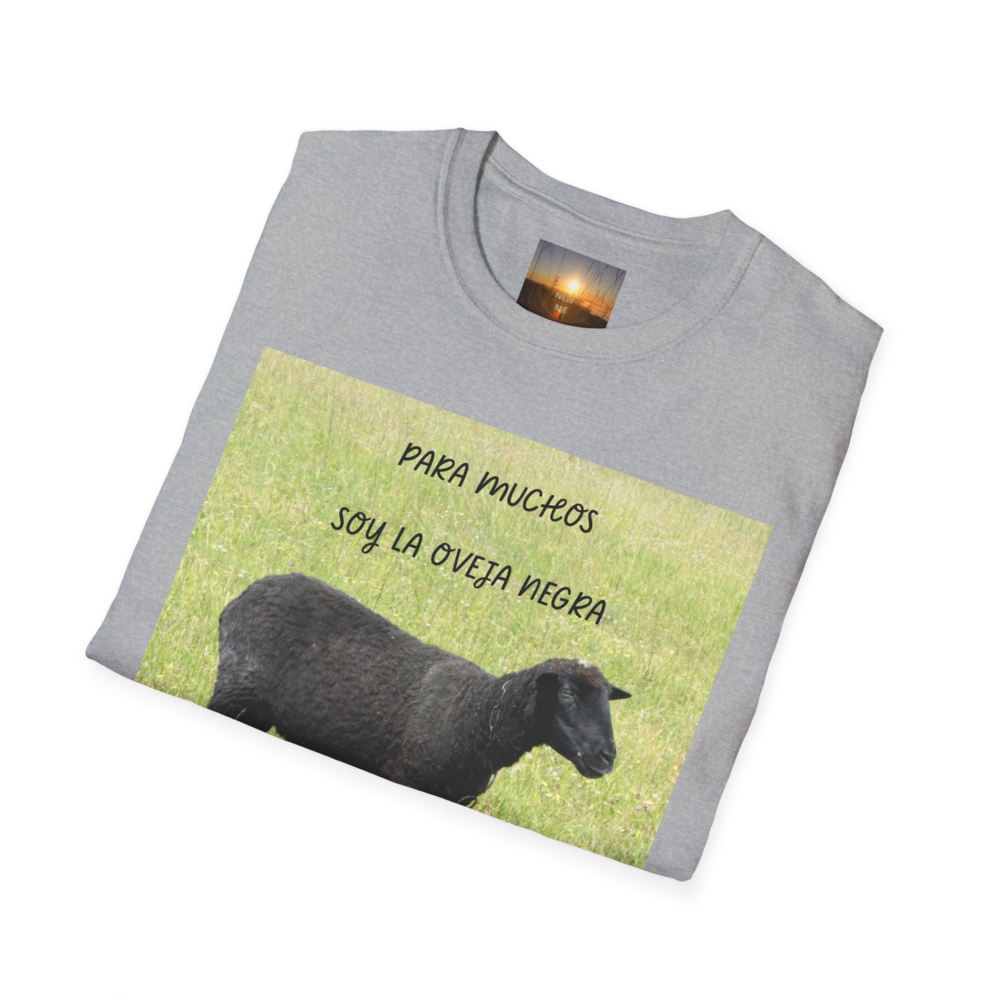 OVEJA NEGRA PERO Unisex Softstyle T-Shirt with Sheep Designs - Cute Farm Animal Tee, Funny Gift for Animal Lovers, Pastoral Vibe, Eco-Friendly Fashion, [...]