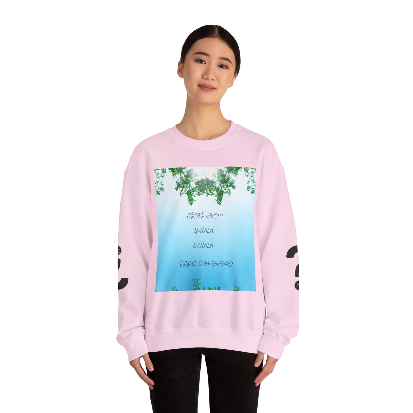 ESTAS VIVO Crewneck Sweatshirt, Unisex Cozy Apparel, Perfect Gift for Nature Lovers, Relaxed Fit for Every Day, Ideal for [...]