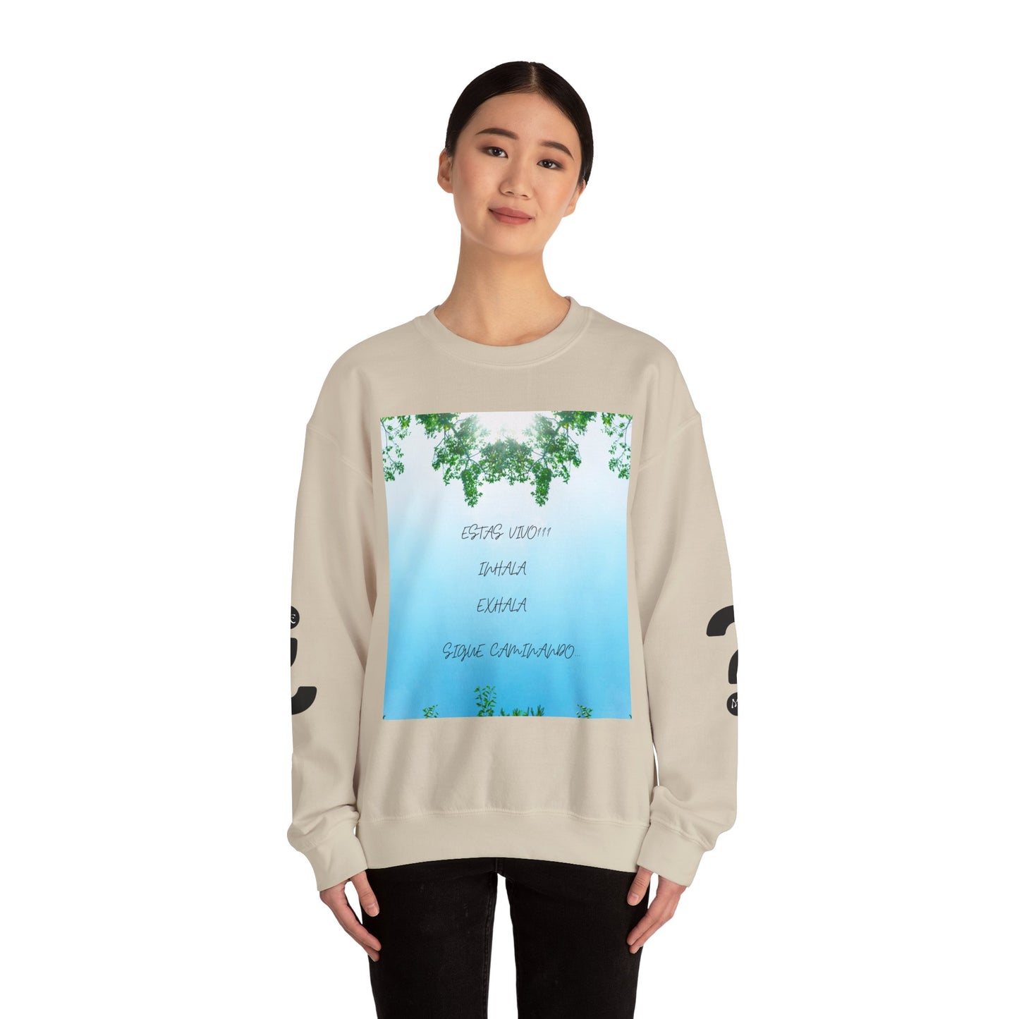 ESTAS VIVO Crewneck Sweatshirt, Unisex Cozy Apparel, Perfect Gift for Nature Lovers, Relaxed Fit for Every Day, Ideal for [...]