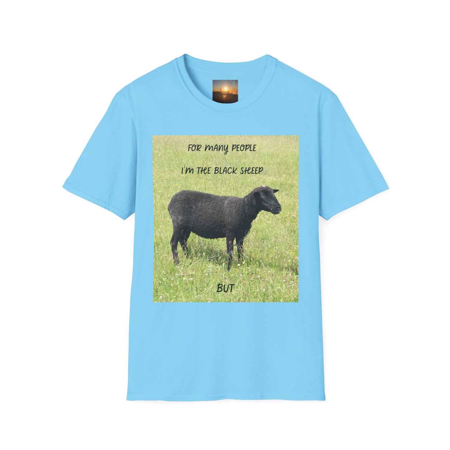 BLACK SHEEP Playful Sheep Graphic T-Shirt, Fun Tee for Animal Lovers, Gift for Sheeple, Humorous Farm Shirt, Cute Casual Top