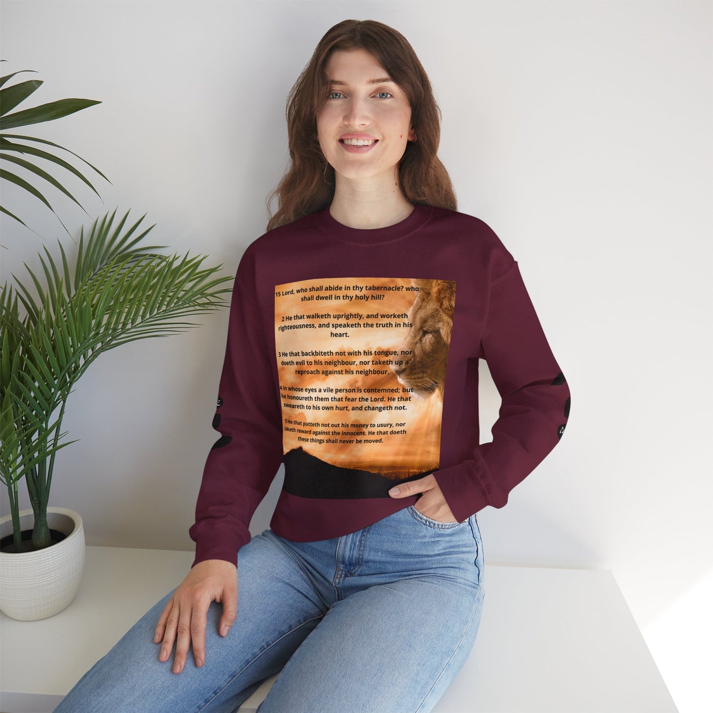 PSALM 15 Lion Crewneck Sweatshirt, Motivational Top for Animal Lovers, Gift Idea for Birthdays, Cozy Apparel for Everyday [...]