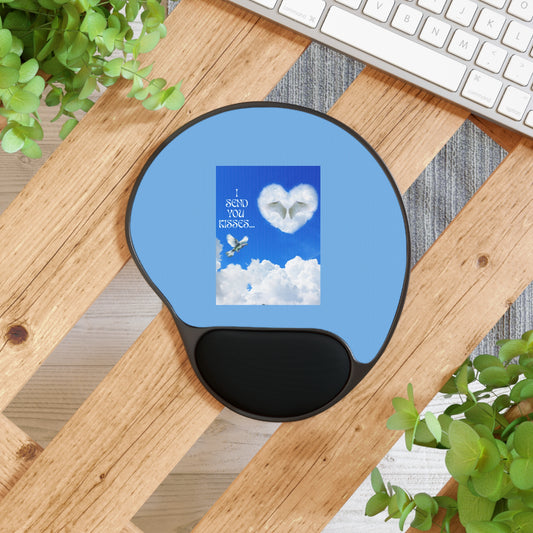I SEND YOU KISSES Heavenly Mouse Pad with Wrist Rest – I Send You Hugs, Ideal for Home Office, Gift for Coworkers, Birthday, Relaxing Space Decor