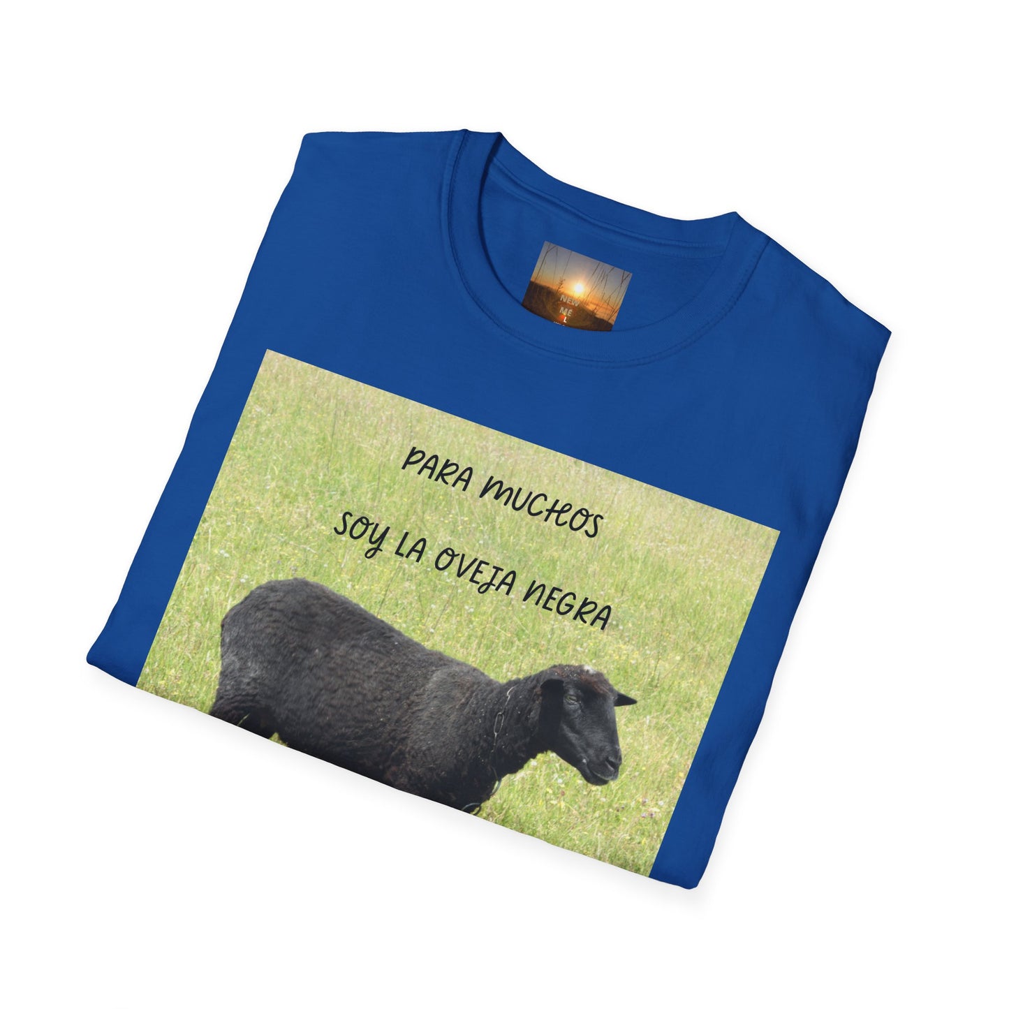 OVEJA NEGRA PERO Unisex Softstyle T-Shirt with Sheep Designs - Cute Farm Animal Tee, Funny Gift for Animal Lovers, Pastoral Vibe, Eco-Friendly Fashion, [...]