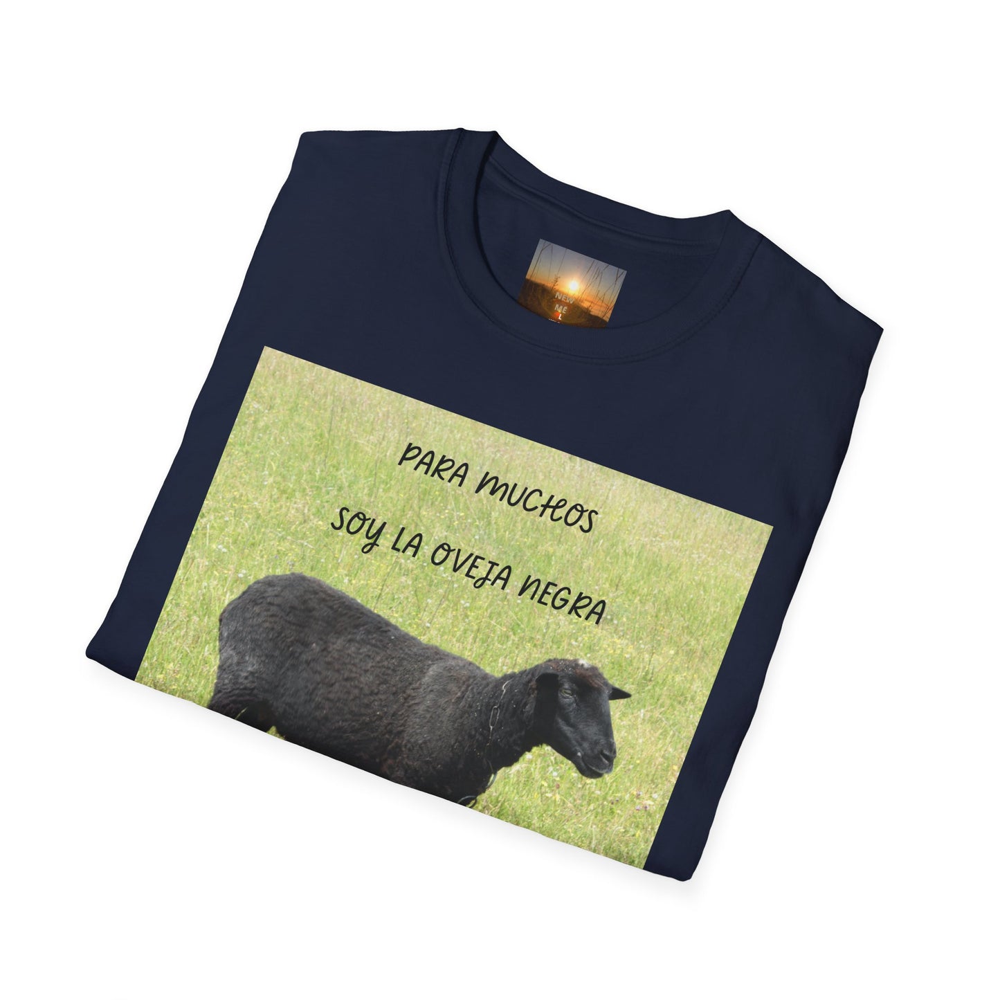 OVEJA NEGRA PERO Unisex Softstyle T-Shirt with Sheep Designs - Cute Farm Animal Tee, Funny Gift for Animal Lovers, Pastoral Vibe, Eco-Friendly Fashion, [...]