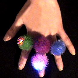 Blinkee 1060000 Soft Pom Pom Rings