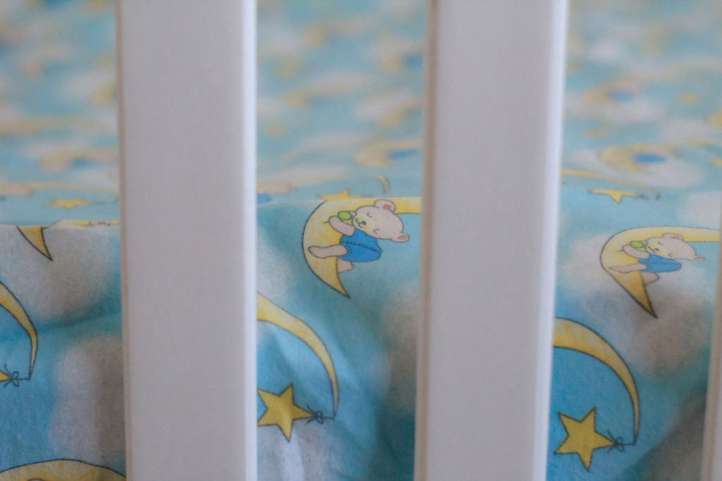 SheetWorld Fitted Bassinet Sheet - 100% Cotton Flannel - Sleepy Bears